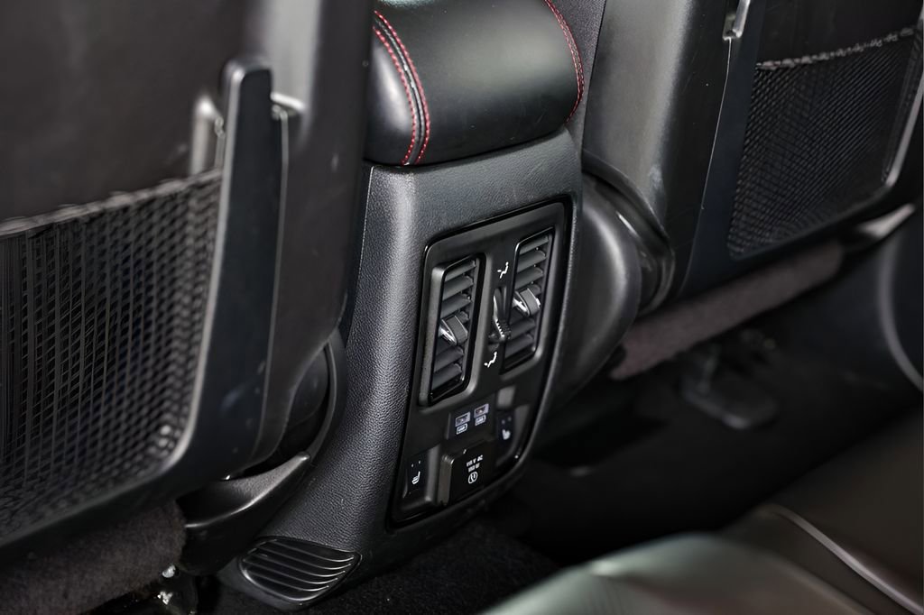 Used 2024 Dodge Durango GT image 53