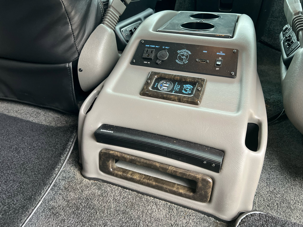 Used 2018 GMC Savana 3500 image 55