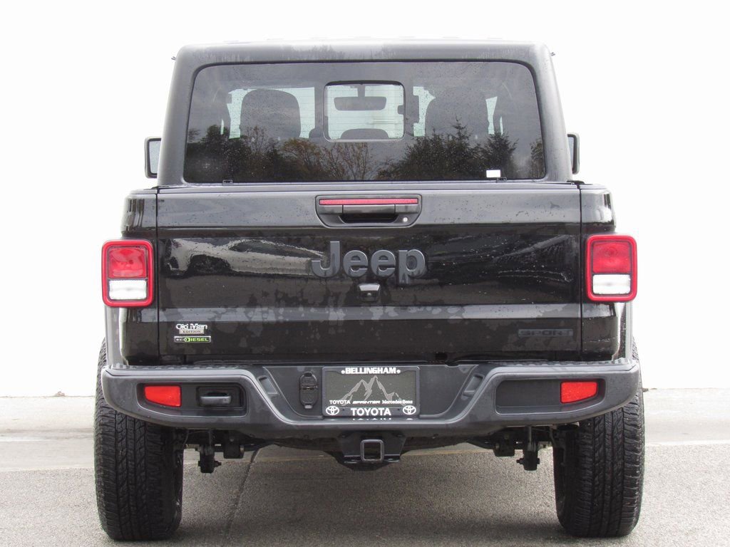 Used 2021 Jeep Gladiator Sport image 6