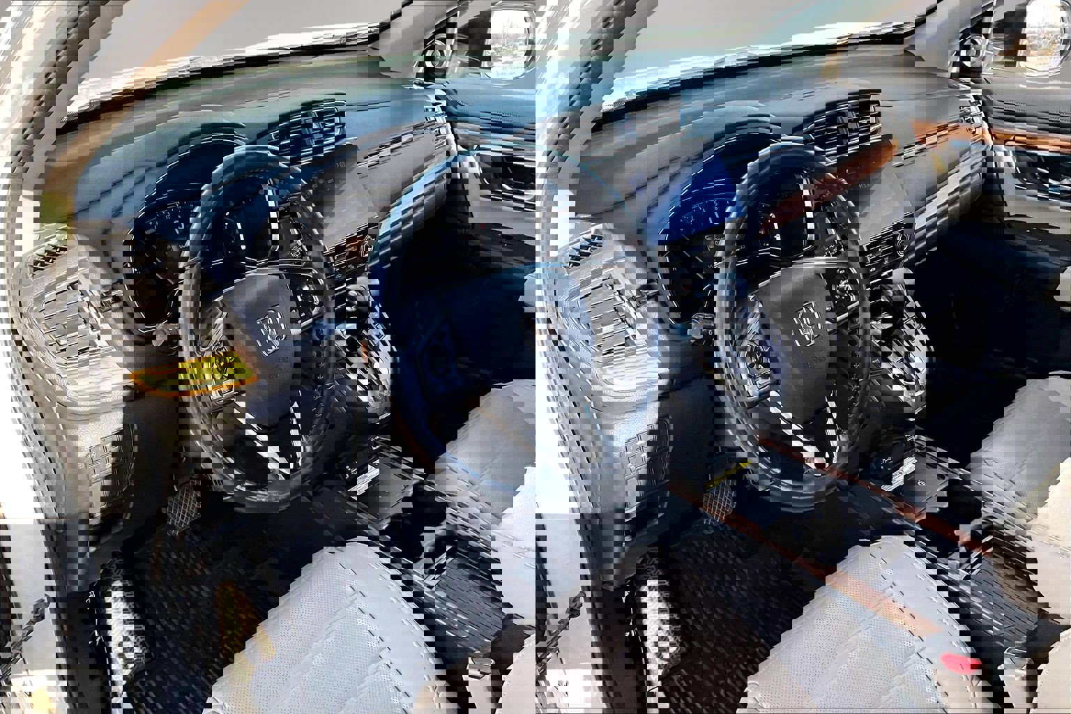 Used 2021 Honda CR-V Touring image 17