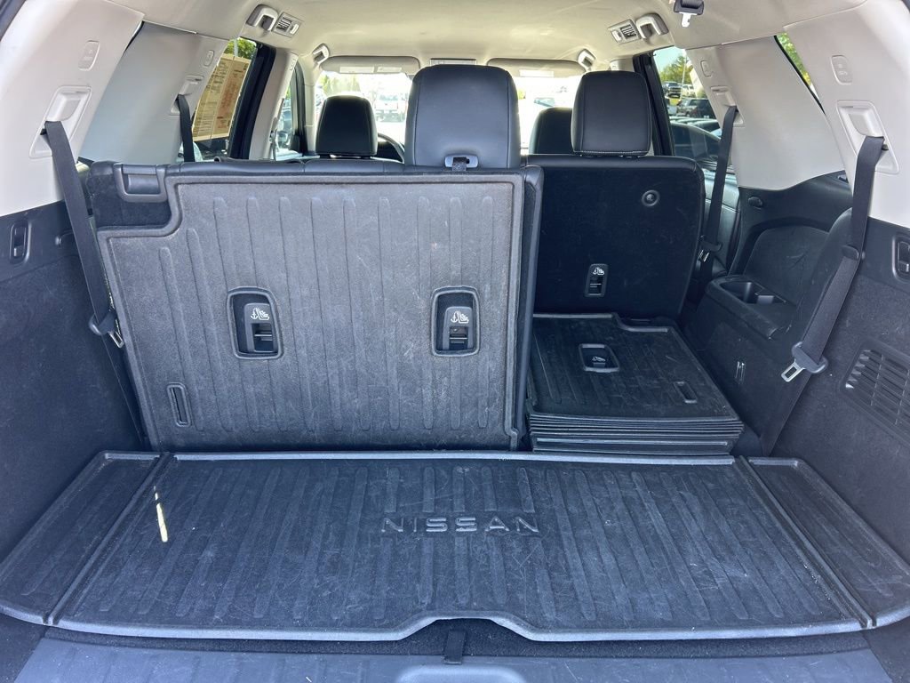 Used 2022 Nissan Pathfinder SL w/ Cargo Package image 17