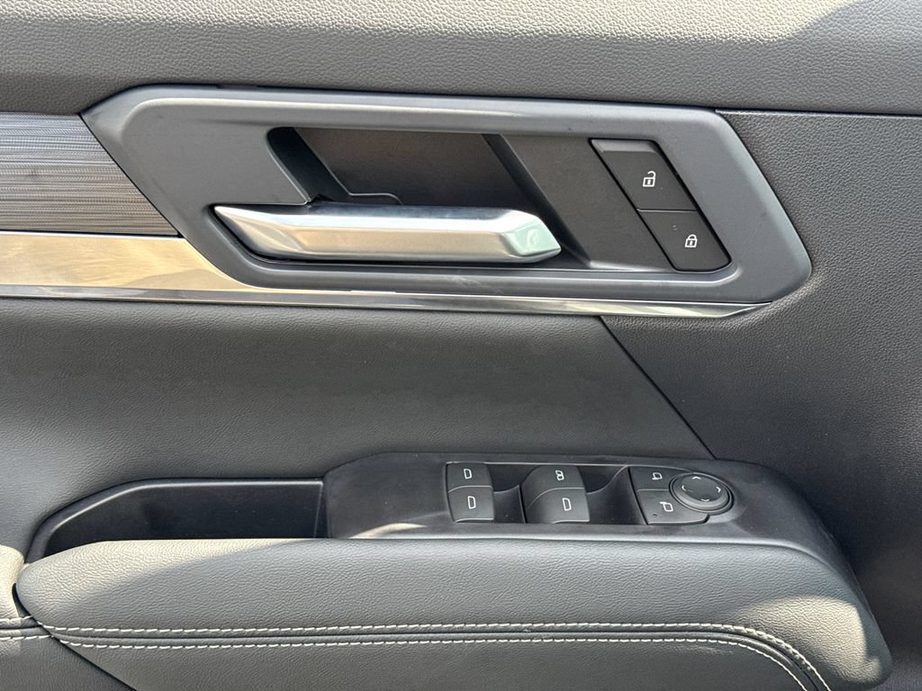 New 2027 GMC Terrain Elevation w/ Black Edition AWD/4WD image 15