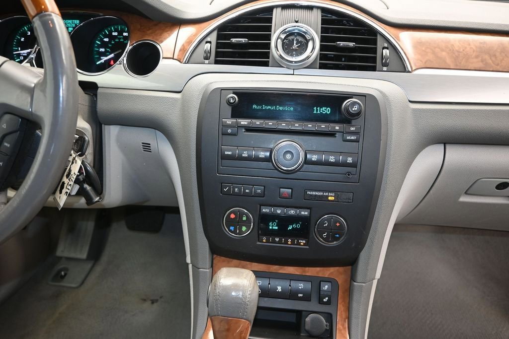 Used 2011 Buick Enclave CXL FWD image 29