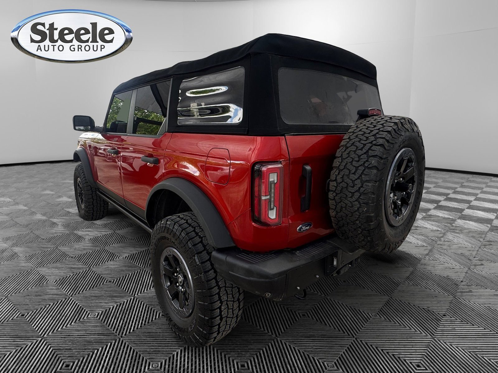 Used 2022 Ford Bronco Badlands AWD/4WD image 3