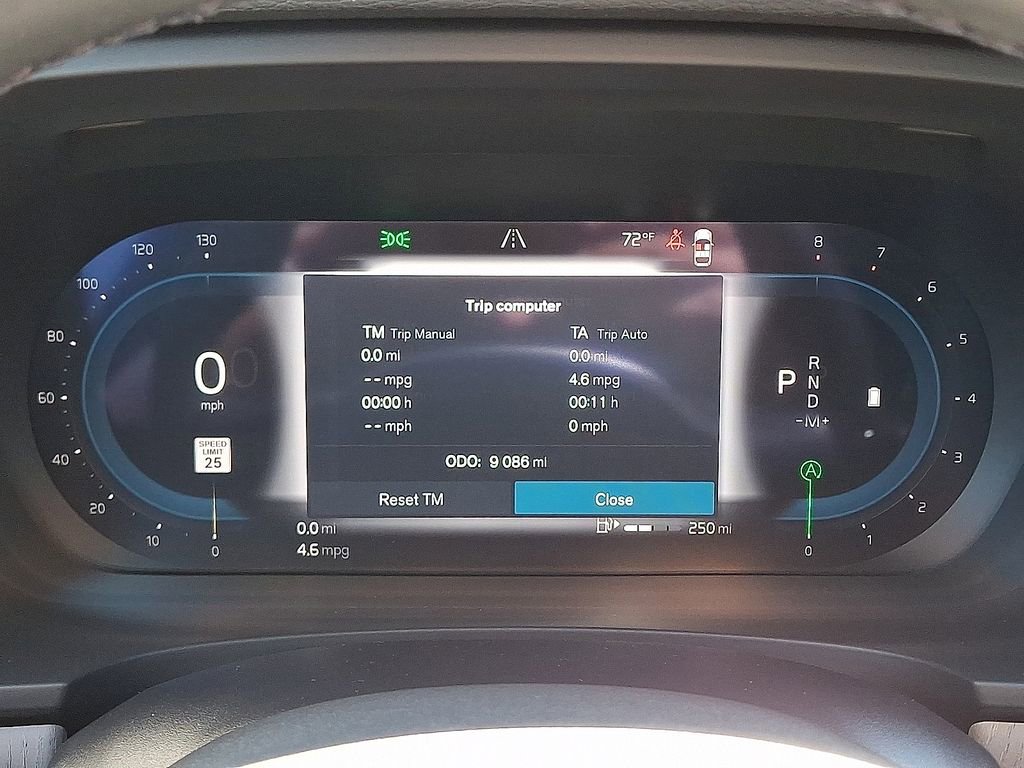 Used 2025 Volvo V90 B6 Cross Country Plus w/ Protection Package Premier image 20