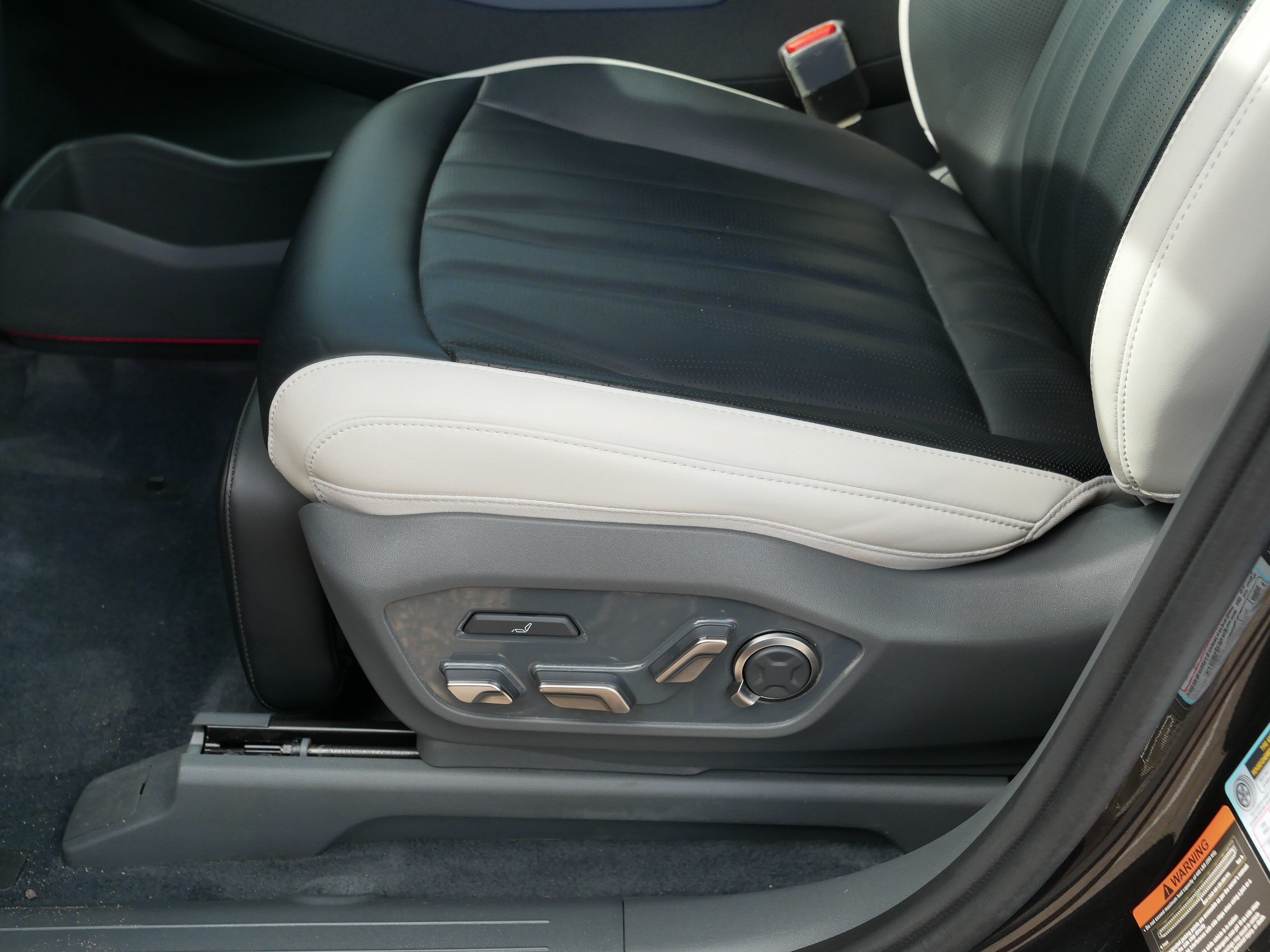 Certified 2024 Kia EV9 GT-Line AWD/4WD image 20