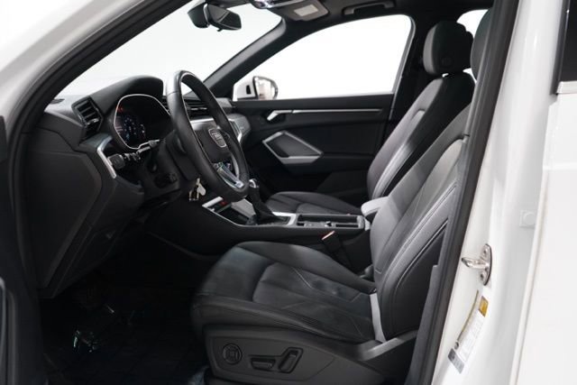 Used 2023 Audi Q3 2.0T Premium image 15