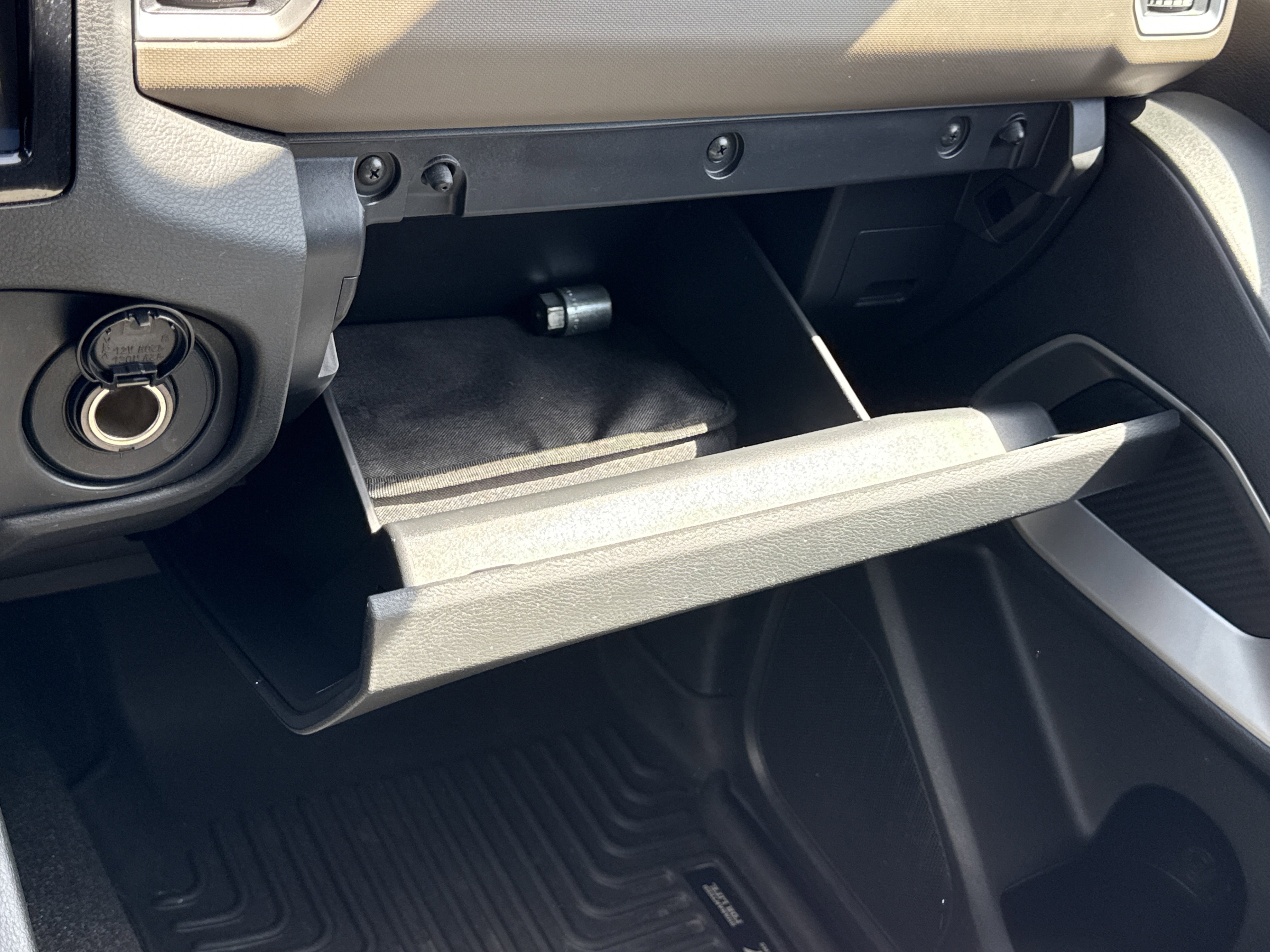 Used 2022 Nissan Frontier SV image 21