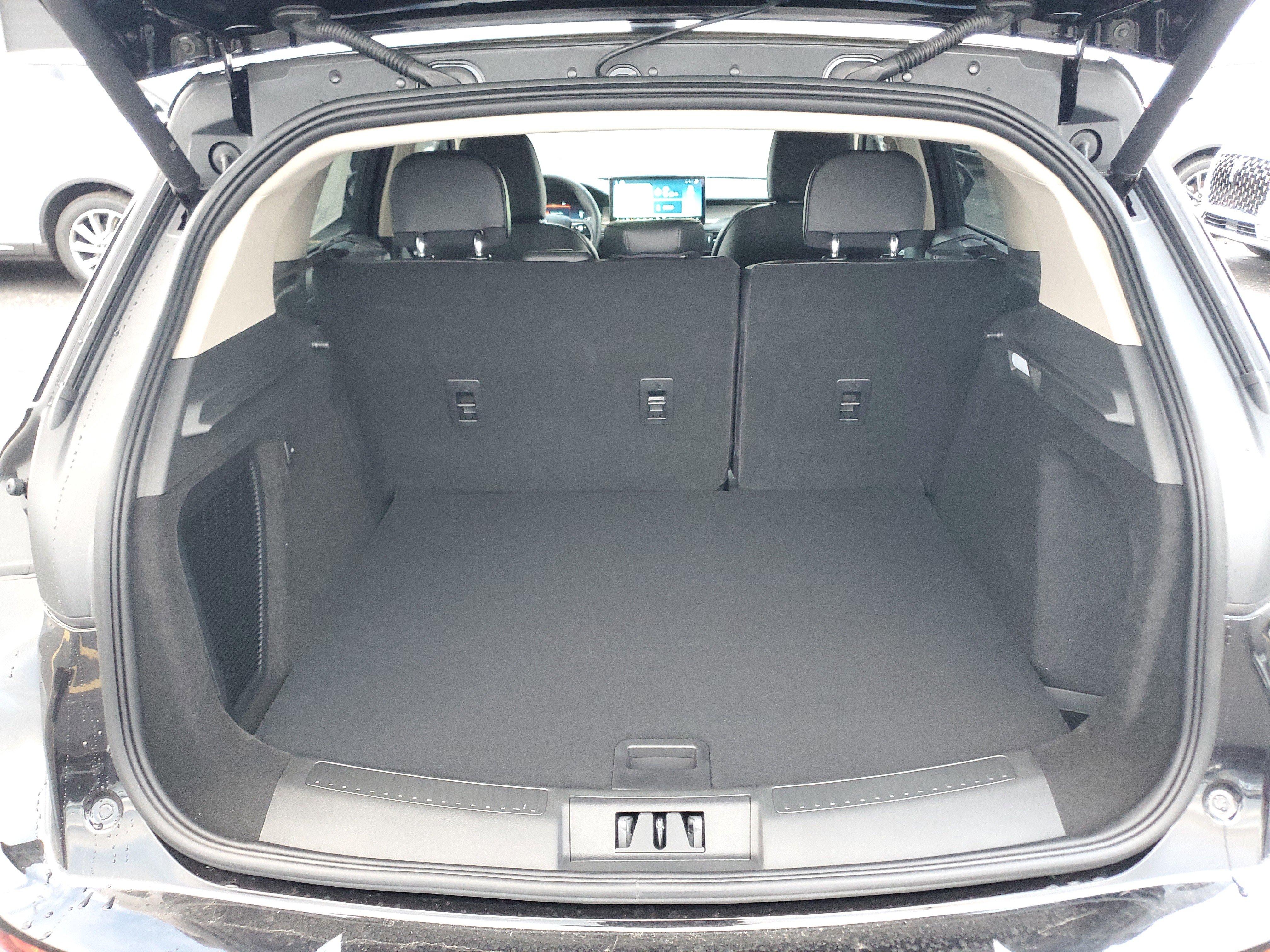 New 2026 Lincoln Corsair Premiere image 27