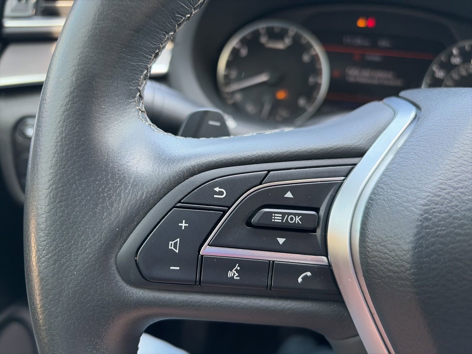 Used 2023 INFINITI QX50 Pure image 16