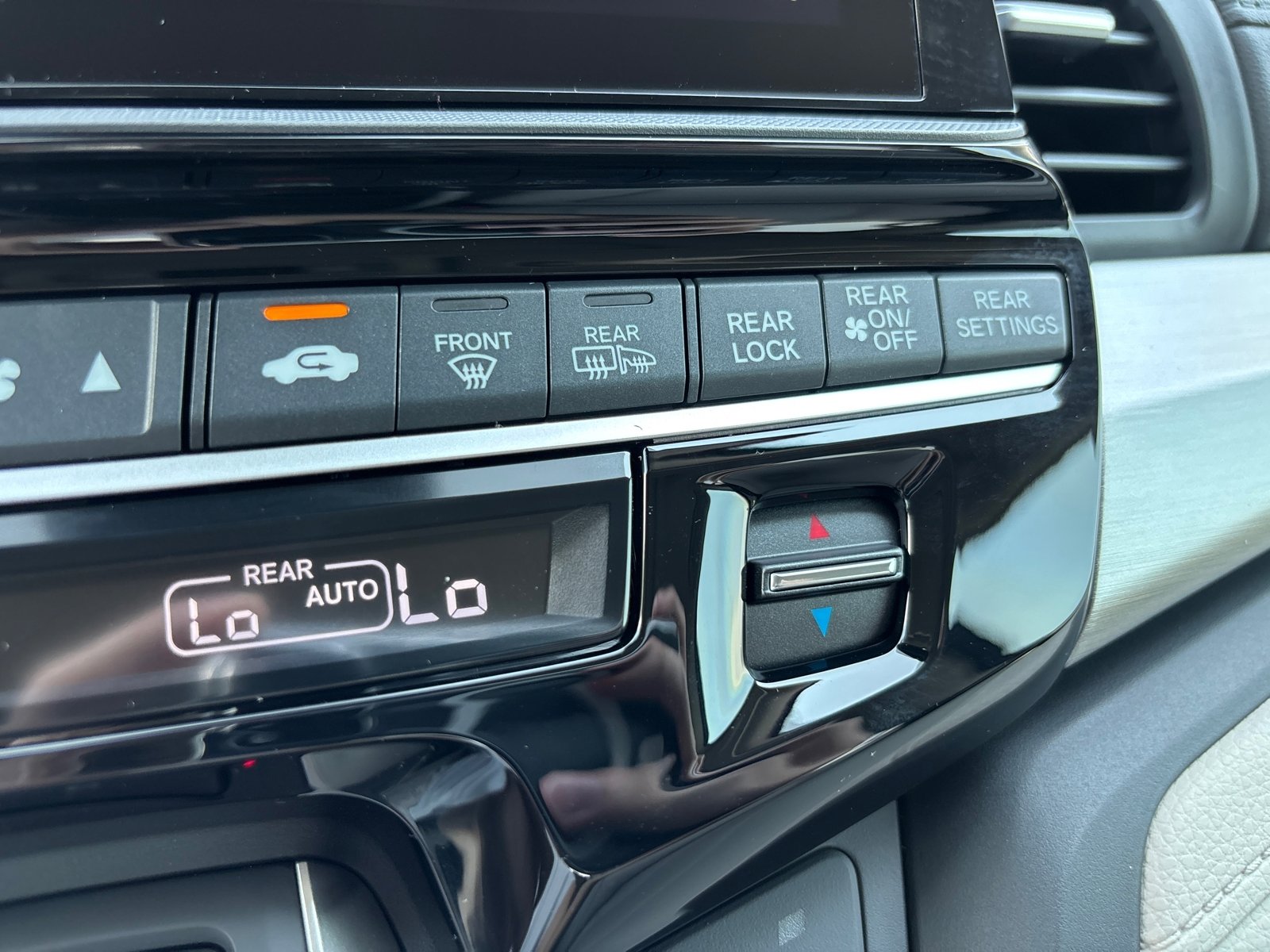 New 2026 Honda Odyssey EX-L image 8