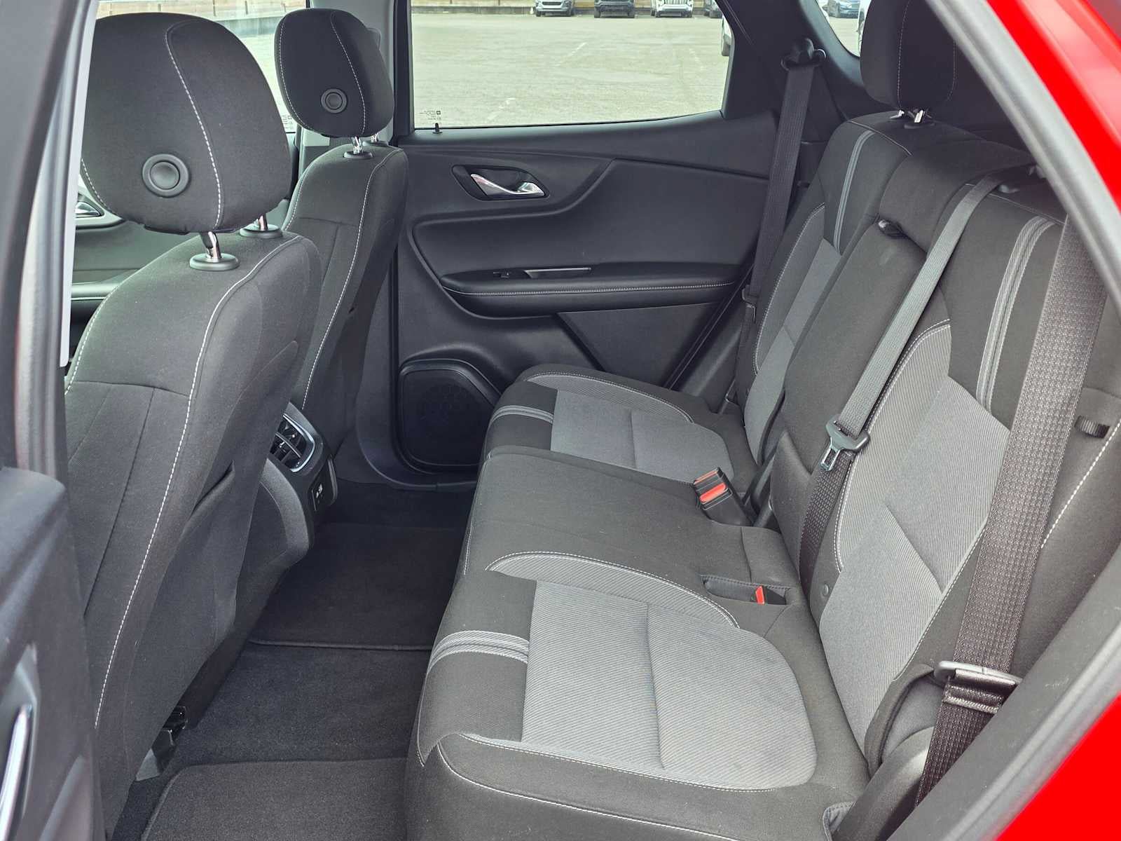 Used 2025 Chevrolet Blazer LT AWD/4WD image 16