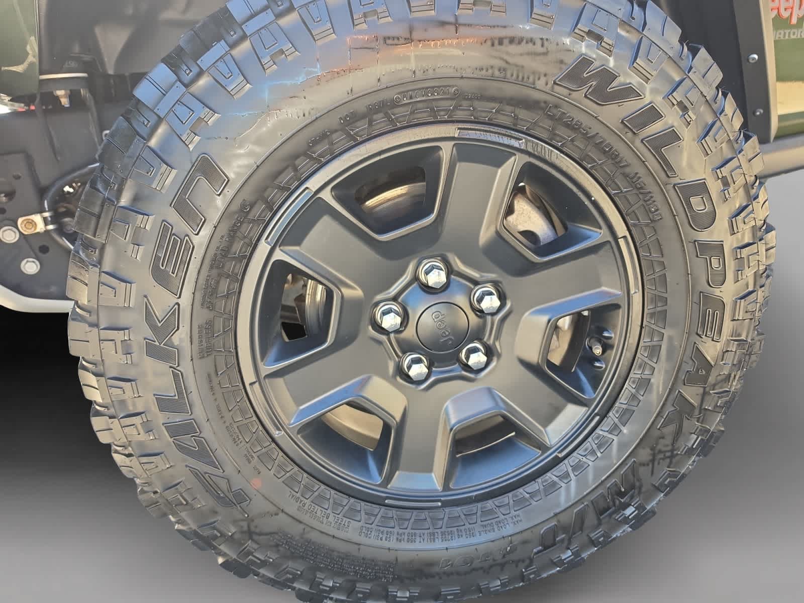 Used 2022 Jeep Gladiator Mojave w/ LED Lighting Group AWD/4WD image 8