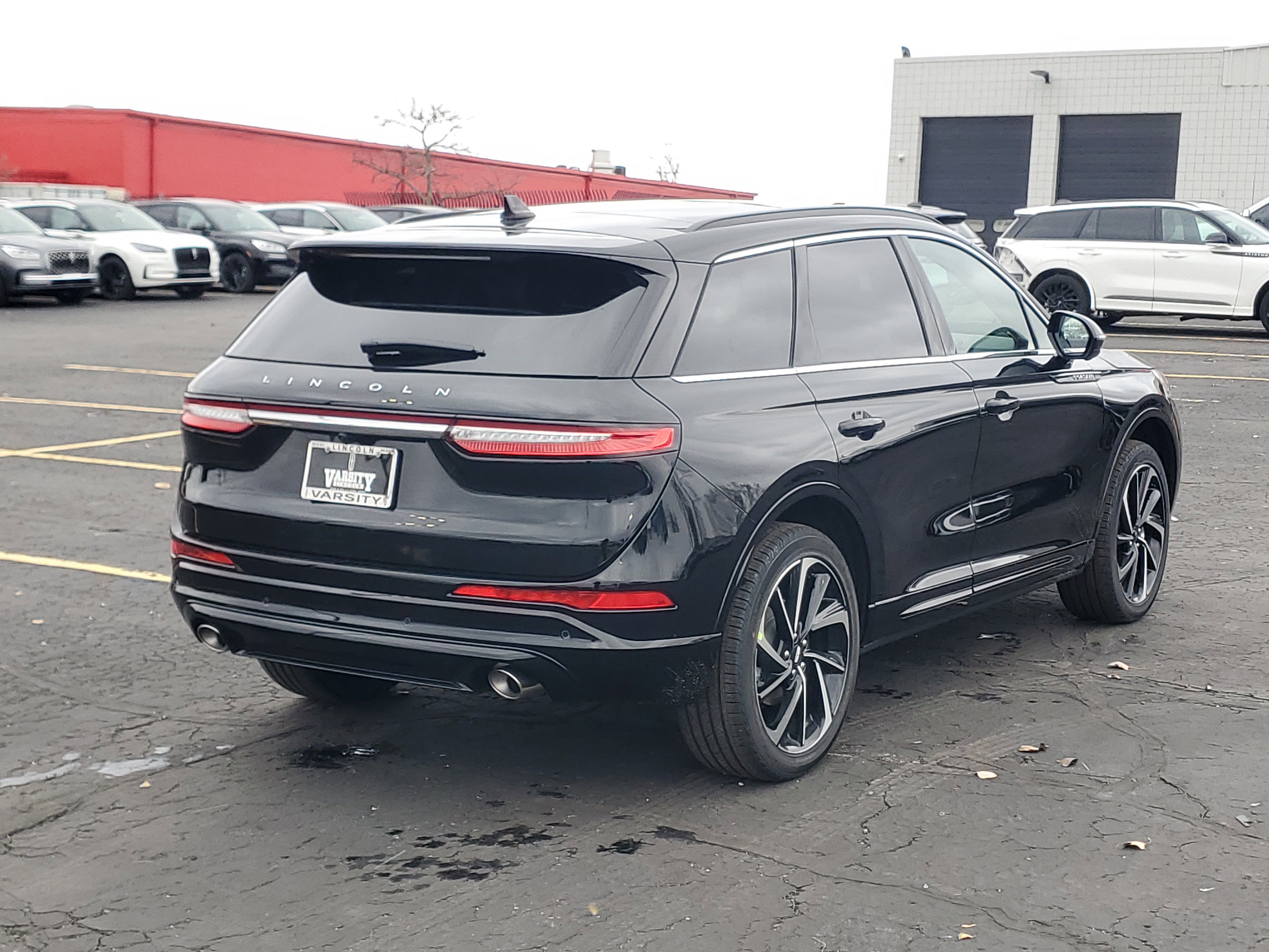 New 2026 Lincoln Corsair Grand Touring image 4