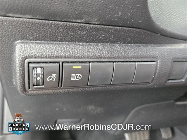 Used 2022 Toyota Corolla LE image 28