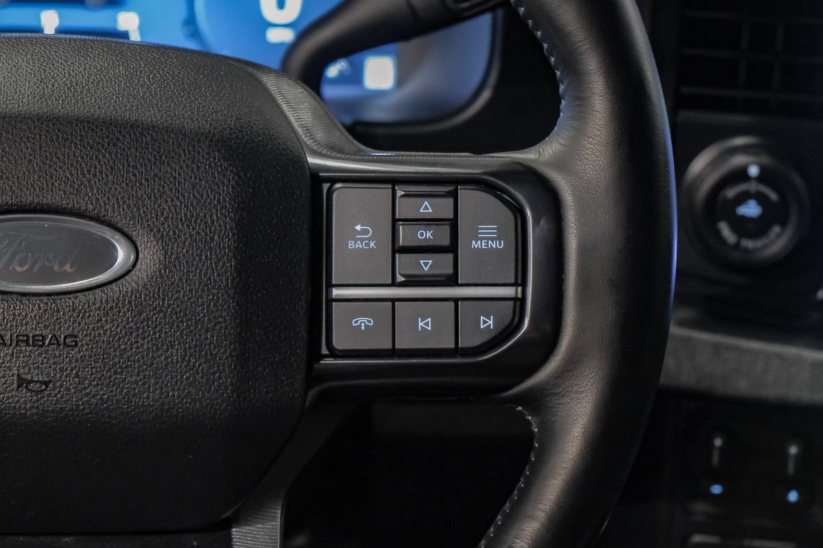 Used 2025 Ford F350 Platinum AWD/4WD image 18