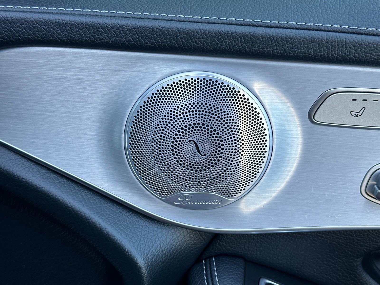 Certified 2020 Mercedes-Benz GLC 43 AMG 4MATIC image 20