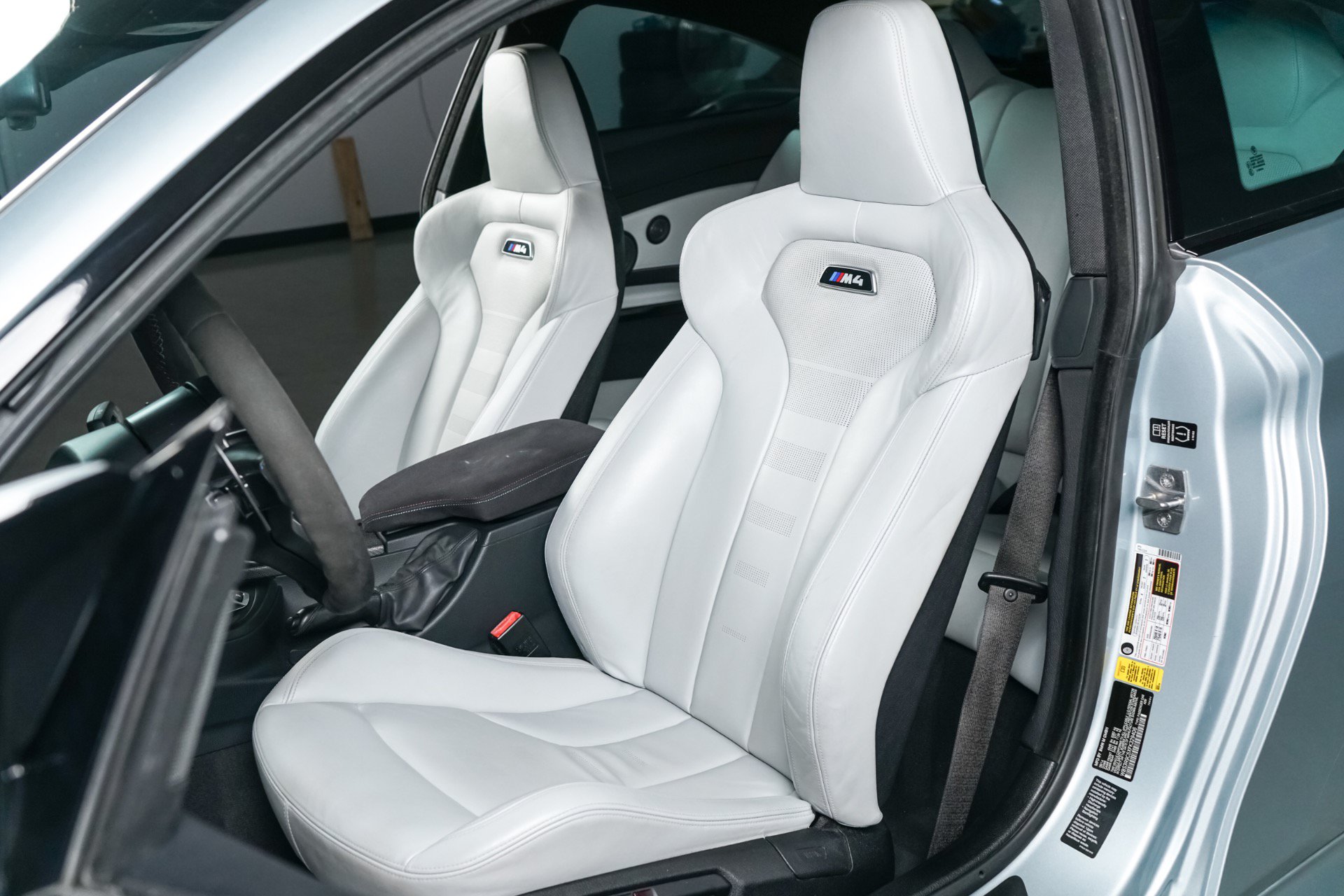 Used 2015 BMW M4 Coupe RWD image 23