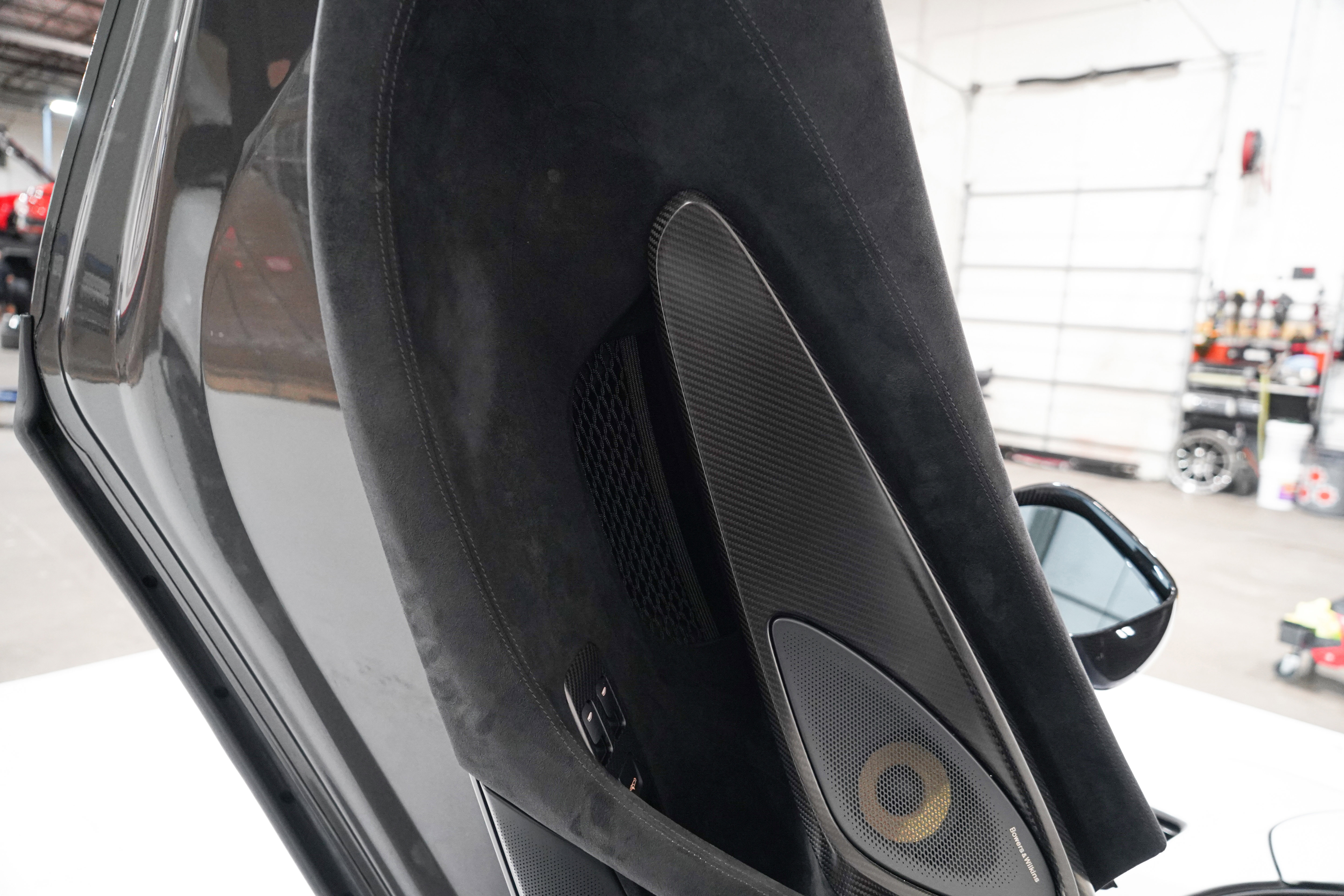 Used 2019 McLaren 600LT RWD image 19