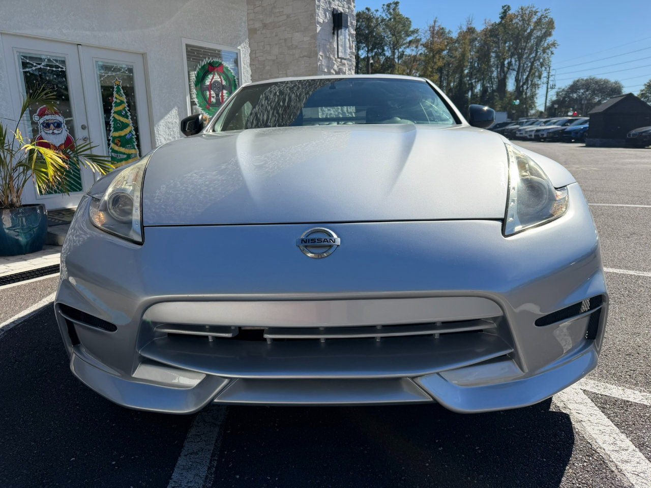 Used 2015 Nissan 370Z 2dr Cpe Manual Sport image 4