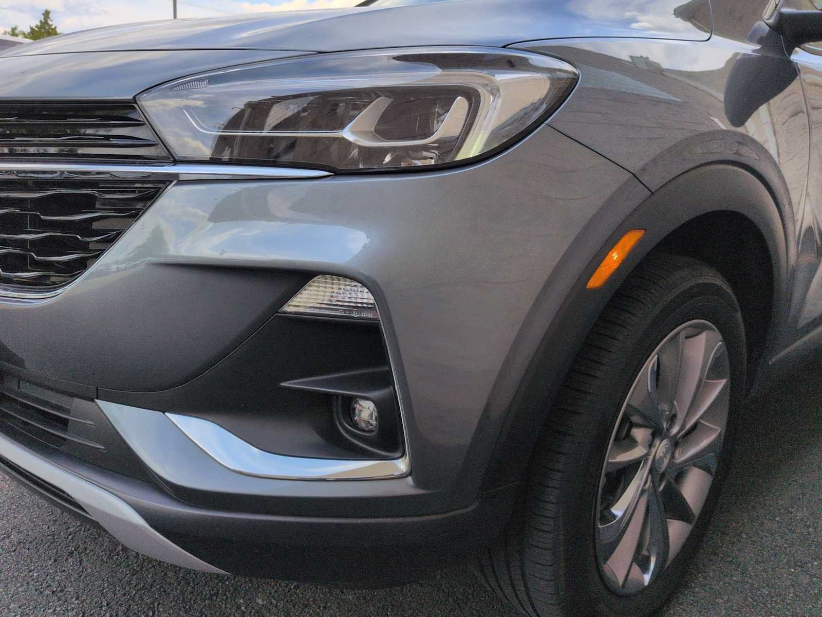 Used 2022 Buick Encore GX Essence w/ Experience Buick Package AWD/4WD image 11