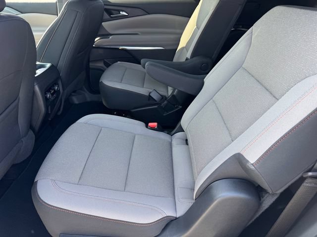 Certified 2026 Chevrolet Traverse LT w/ Driver Confidence Package FWD image 11