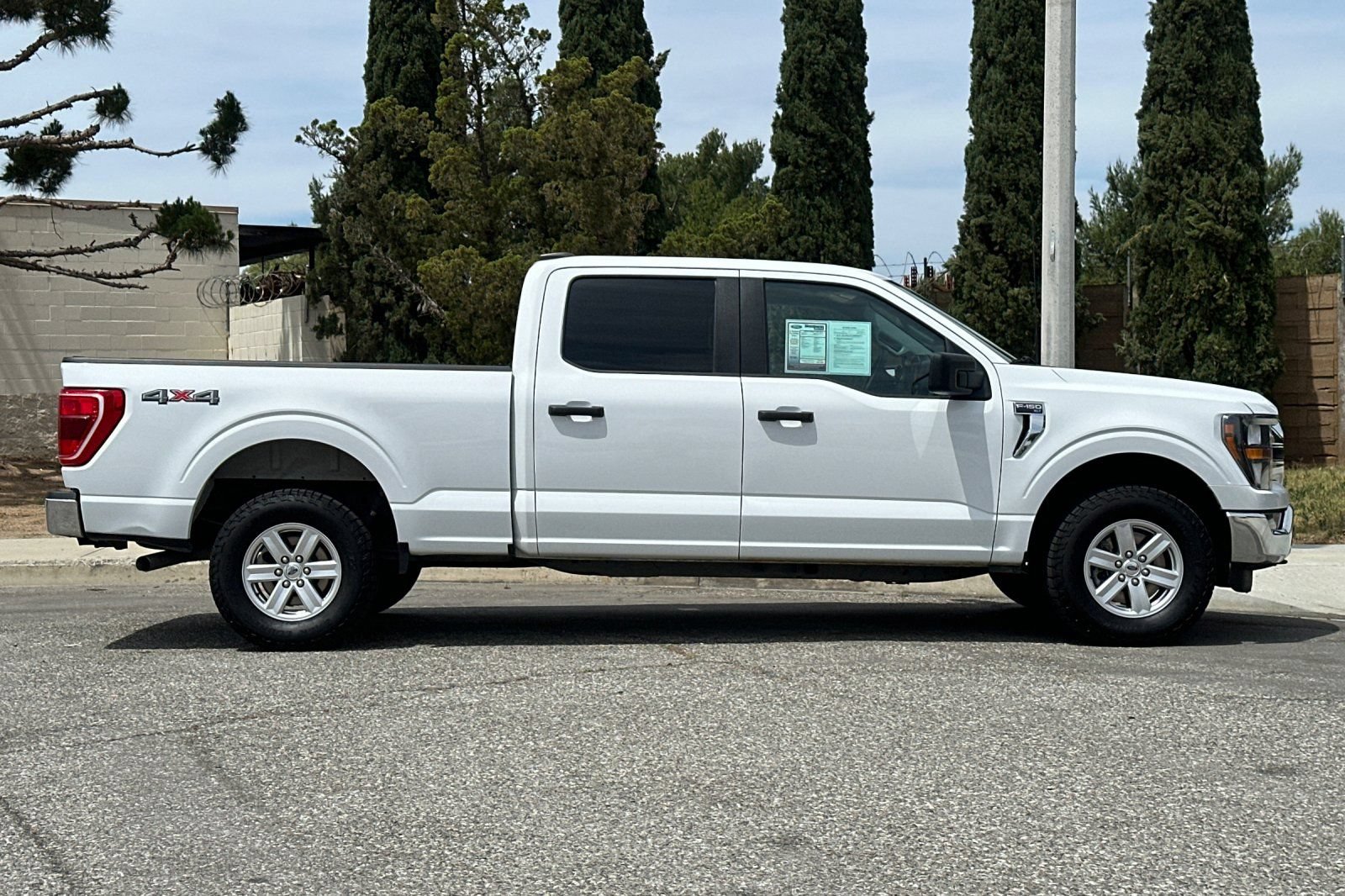Used 2023 Ford F150 XLT AWD/4WD image 3