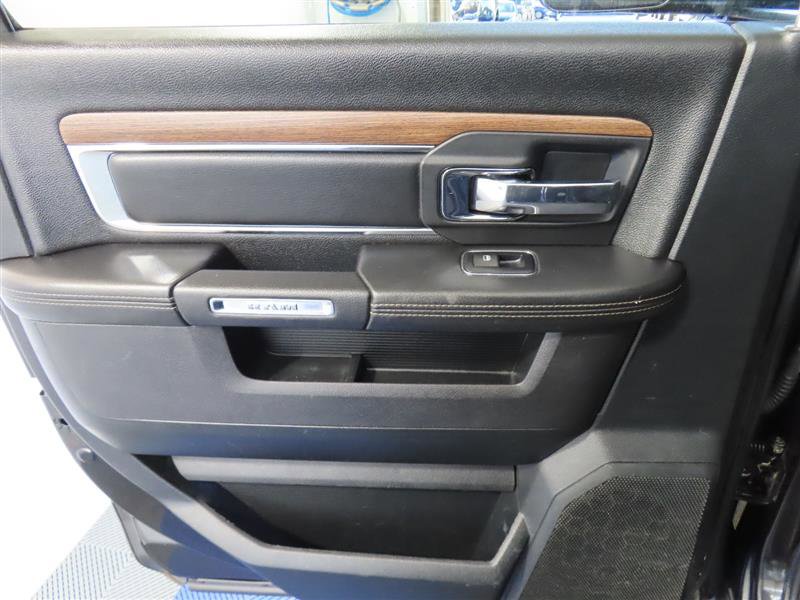 Used 2017 RAM 1500 Laramie w/ Convenience Group image 30