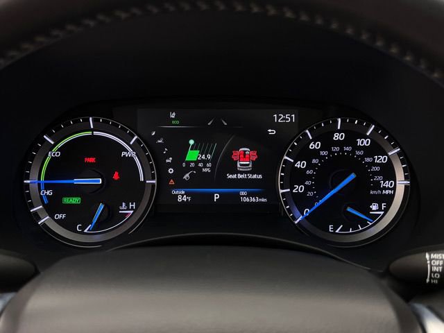 Used 2021 Toyota Highlander XLE image 19