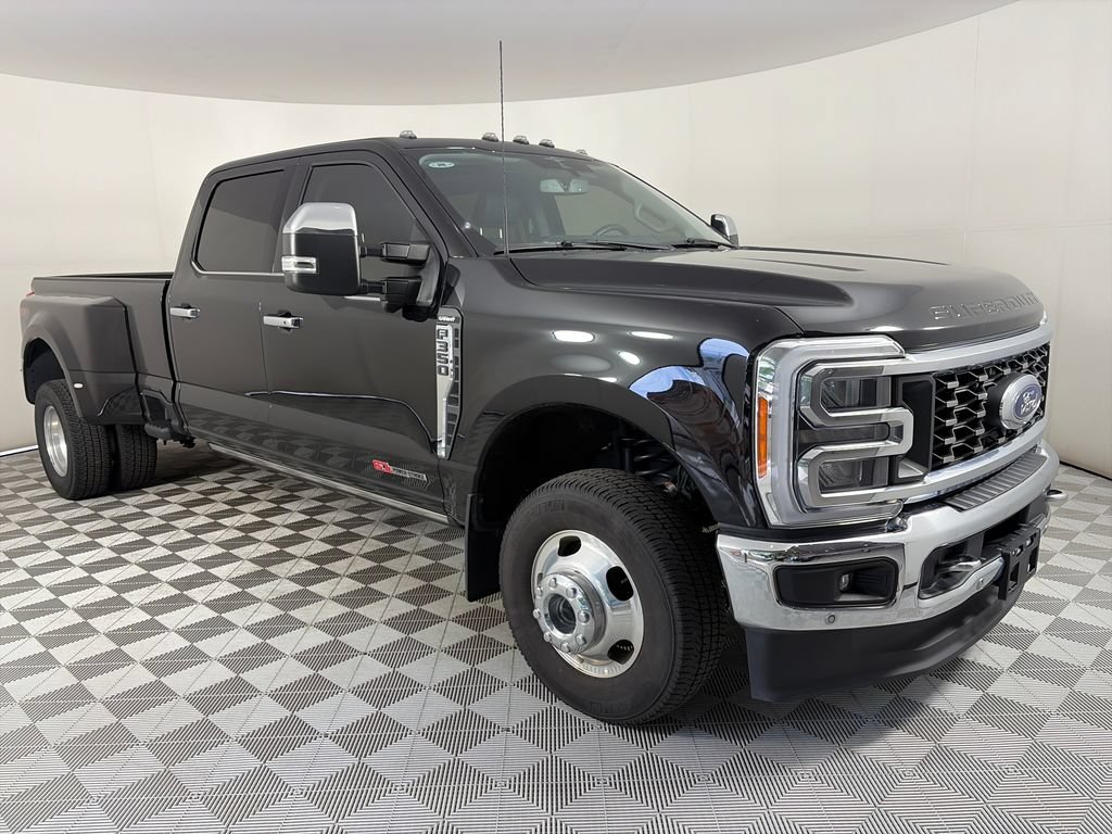 Used 2023 Ford F350 Lariat w/ Lariat Ultimate Package AWD/4WD video 1