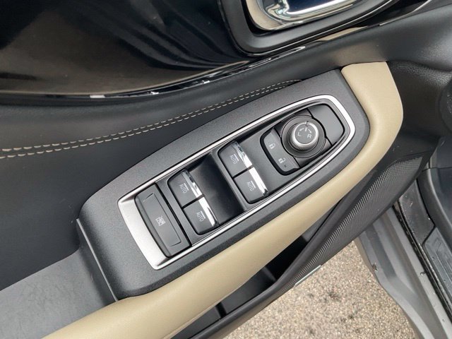 Used 2024 Subaru Outback Limited AWD/4WD image 13