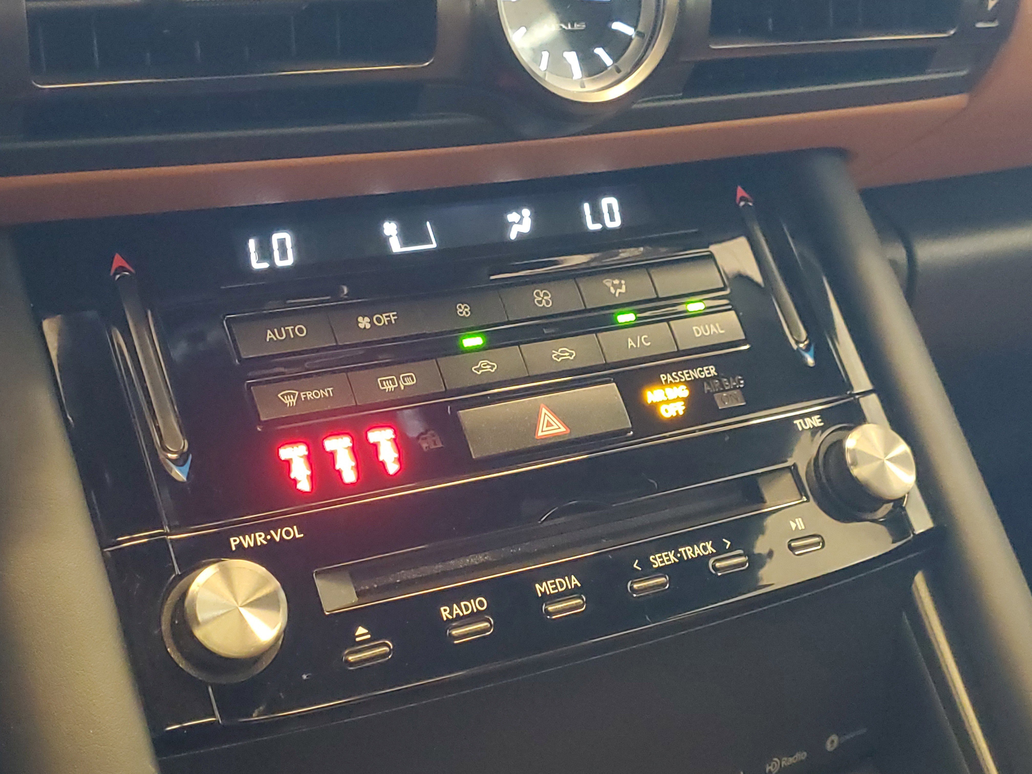 Used 2025 Lexus IS 350 F Sport w/ Accessory Package image 32