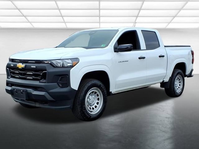 Used 2024 Chevrolet Colorado W/T w/ Advanced Trailering Package image 9