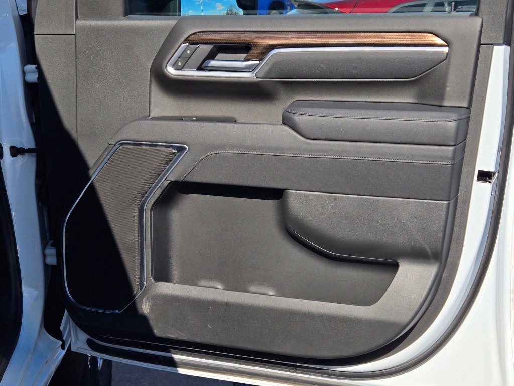 Certified 2025 Chevrolet Silverado 2500 LT w/ Convenience Package image 7