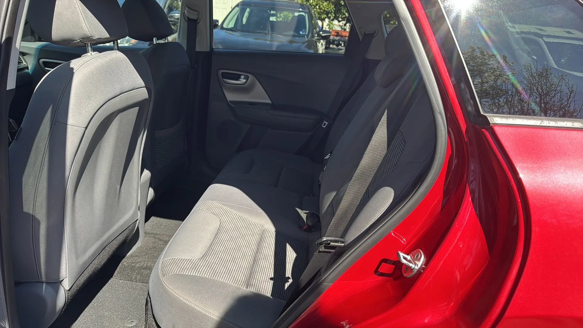 Used 2019 Kia Niro FE image 10