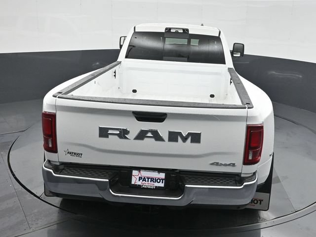 New 2026 RAM 3500 Tradesman AWD/4WD image 32