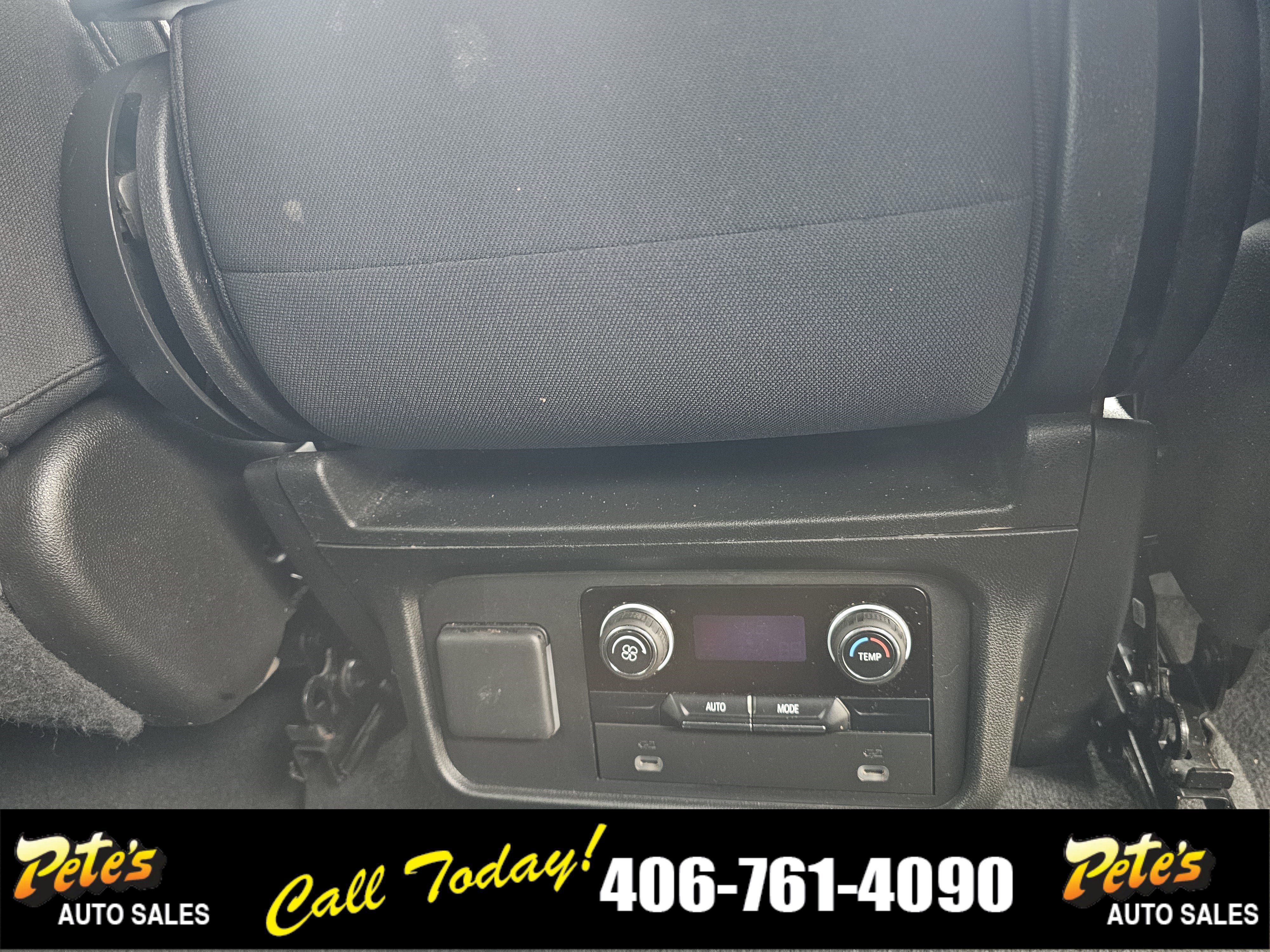 Used 2022 Chevrolet Suburban LS AWD/4WD image 16