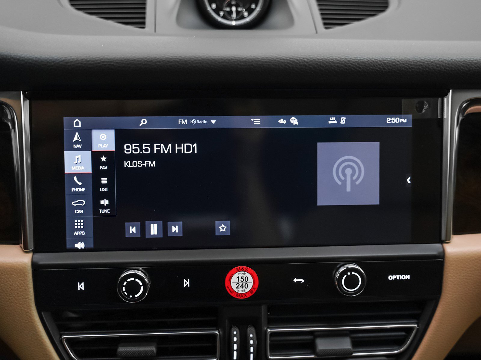 New 2026 Porsche Macan image 23