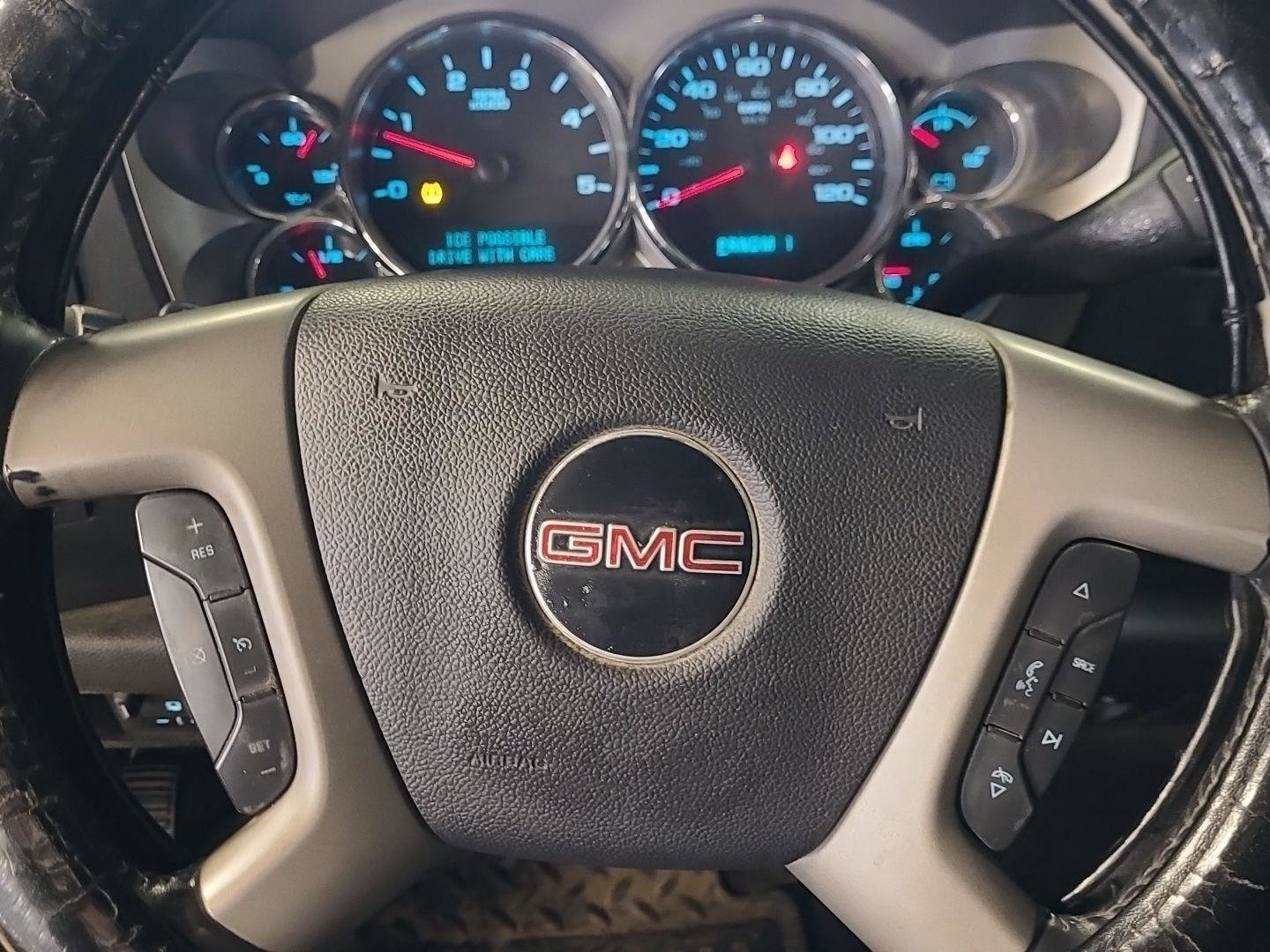 Used 2013 GMC Sierra 2500 SLE w/ SLE Preferred Package image 33