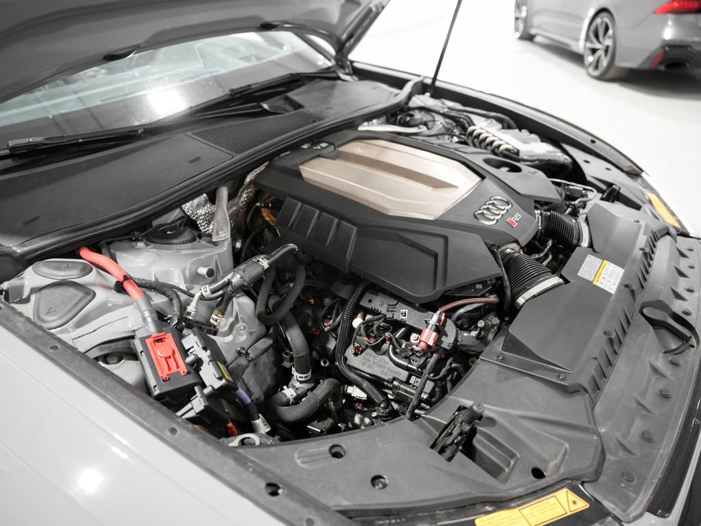 Used 2021 Audi RS 6 w/ Carbon Optic Package AWD/4WD image 44
