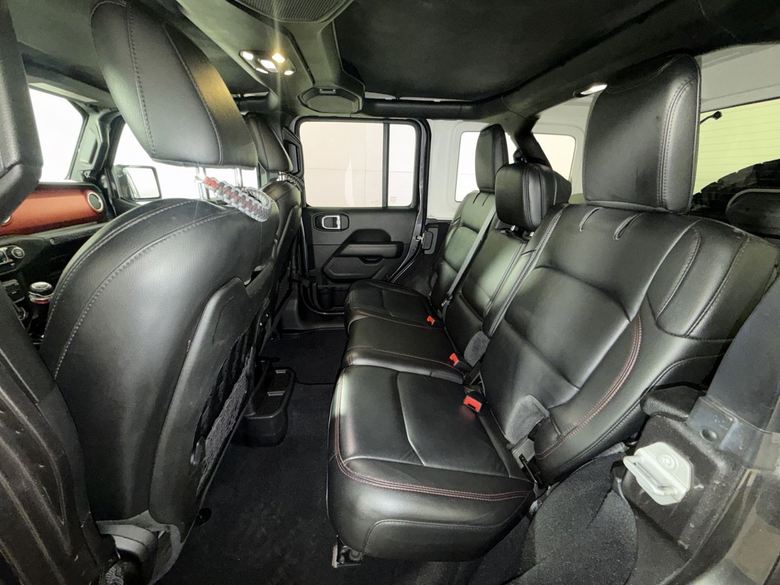 Used 2020 Jeep Wrangler Unlimited Rubicon w/ Dual Top Group image 23