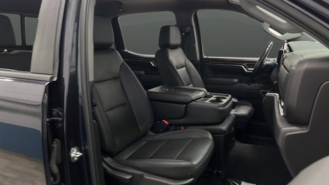 Used 2022 Chevrolet Silverado 1500 LT AWD/4WD image 22