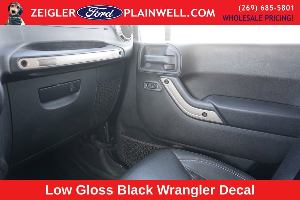 Used 2016 Jeep Wrangler Unlimited Sahara AWD/4WD image 25