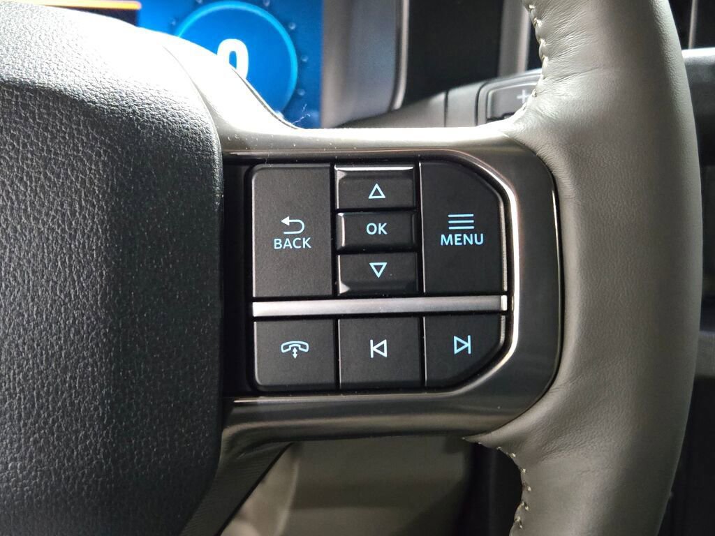 New 2026 Ford F450 Platinum w/ Platinum Plus Package image 32