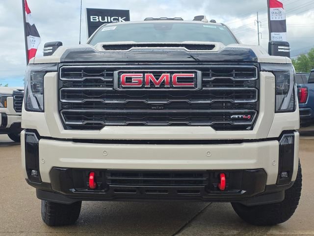 New 2026 GMC Sierra 3500 AT4 w/ Technology Package AWD/4WD image 11