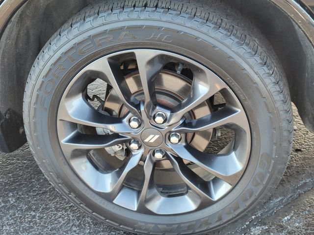 Used 2021 Dodge Durango R/T w/ Blacktop Package AWD/4WD image 38