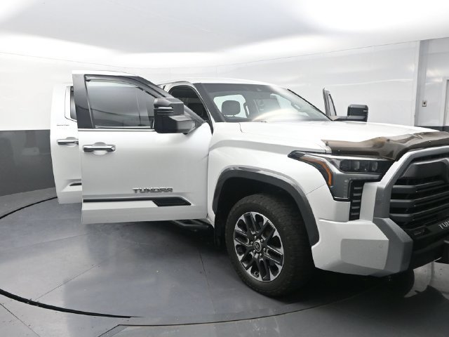 Used 2022 Toyota Tundra Limited AWD/4WD image 29