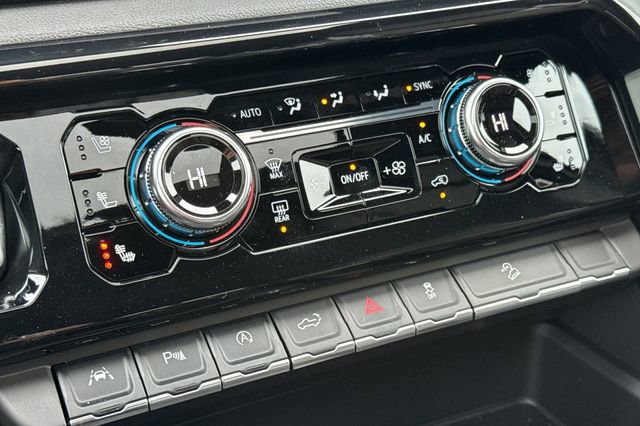 New 2026 GMC Sierra 1500 AT4 w/ AT4 Premium Package image 24