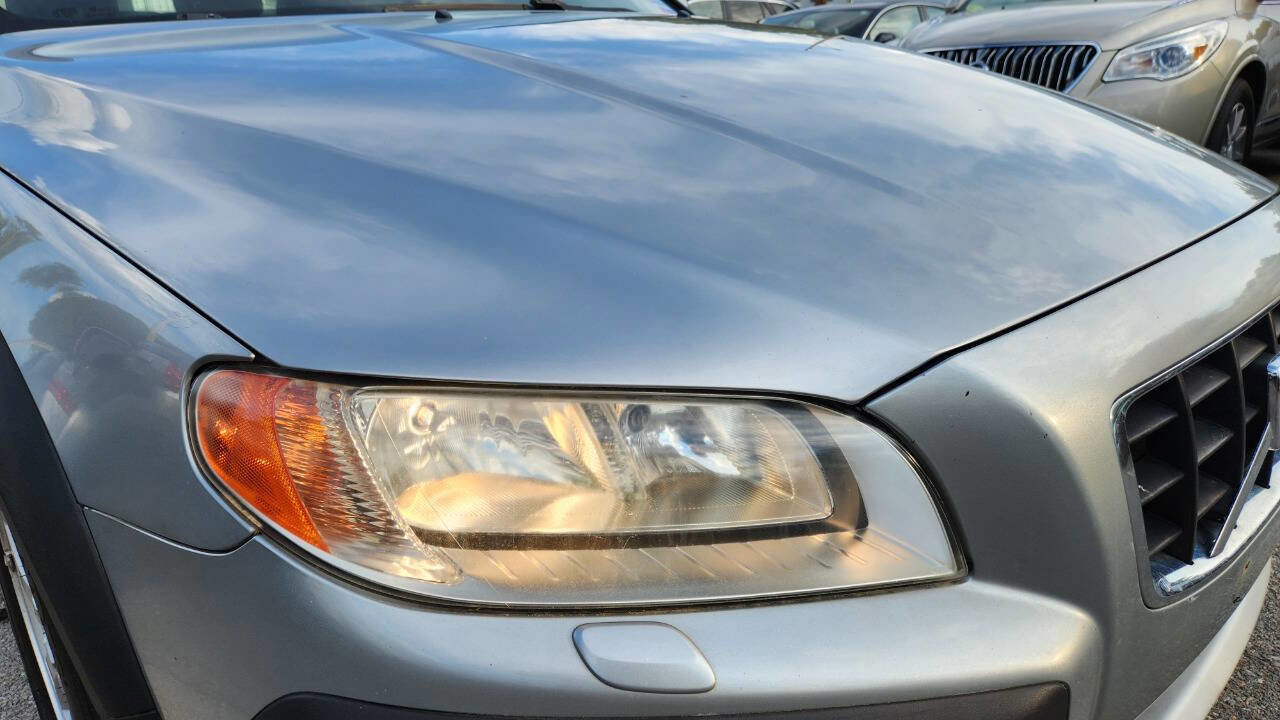 Used 2008 Volvo XC70 3.2 image 20