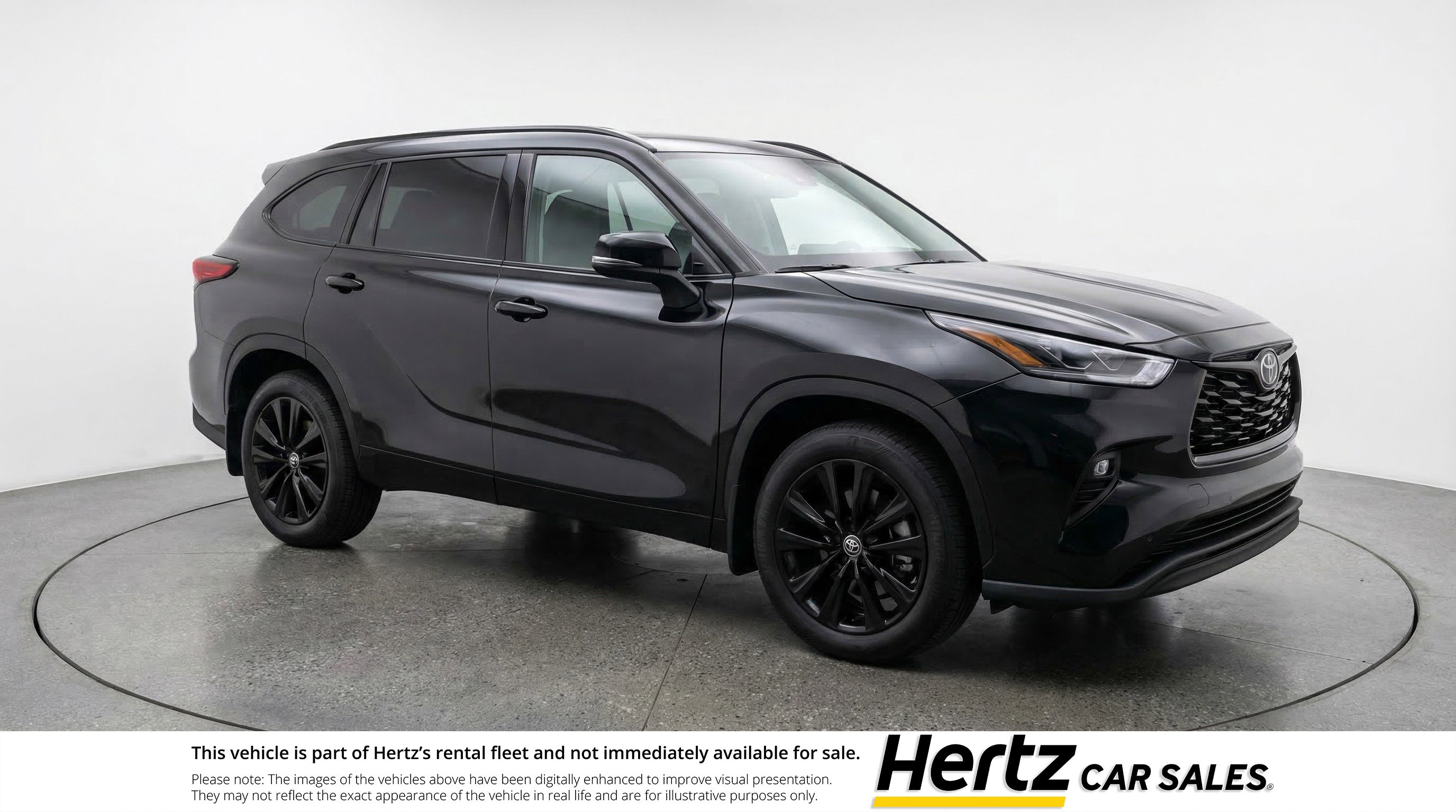 Used 2025 Toyota Highlander XSE image 1